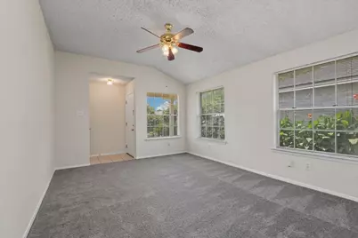 4318 Daisy Meadow Drive, Katy, TX 77449 - Photo 3