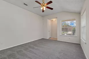 4318 Daisy Meadow Dr, Katy, TX 77449 - Photo 9