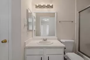 4318 Daisy Meadow Dr, Katy, TX 77449 - Photo 17