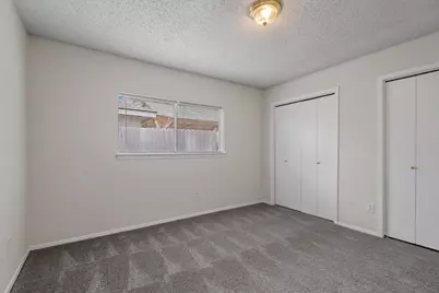 4318 Daisy Meadow Drive, Katy, TX 77449 - Photo 19
