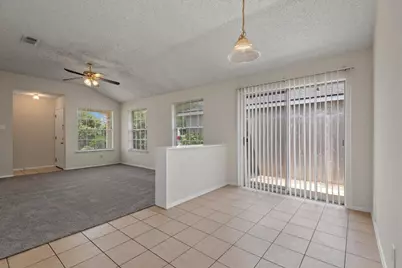 4318 Daisy Meadow Drive, Katy, TX 77449 - Photo 13