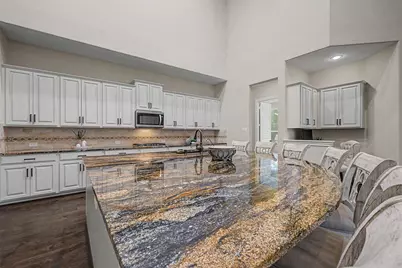 13718 Nubenbrook Lake Drive, Houston, TX 77044 - Photo 11