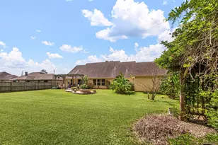 1335 Tallow Cir, Sour Lake, TX 77659 - Photo 37