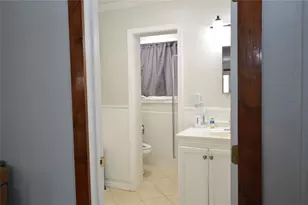 1821 E Winn St, Kemah, TX 77565 - Photo 13