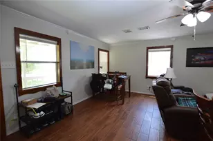 1821 E Winn St, Kemah, TX 77565 - Photo 11