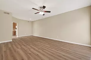 10811 Richmond Ave, Houston, TX 77042 - Photo 3