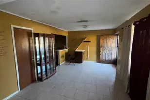 1913 Lincoln Dr, Orange, TX 77630 - Photo 3