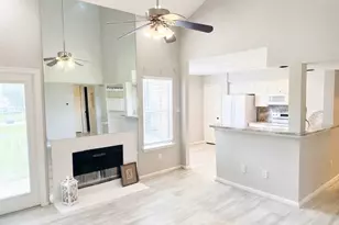 2011 Spenwick Dr, Houston, TX 77055 - Photo 1