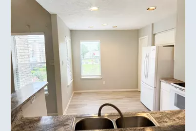 2011 Spenwick Drive #522, Houston, TX 77055 - Photo 5