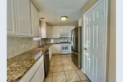 146 Skycrest Drive, Sugar Land, TX 77479 - Photo 17