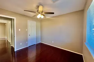 146 Skycrest Dr, Sugar Land, TX 77479 - Photo 7