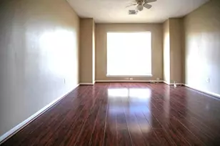 146 Skycrest Dr, Sugar Land, TX 77479 - Photo 13