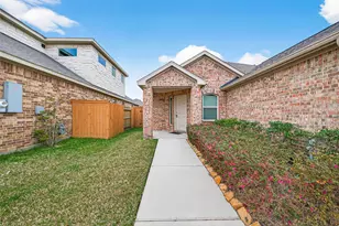 13306 Dalvay Beach Dr, Texas City, TX 77568 - Photo 11