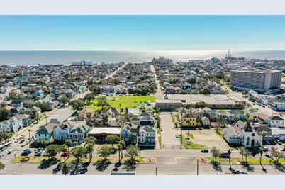 1927 Broadway Street, Galveston, TX 77550 - Photo 31