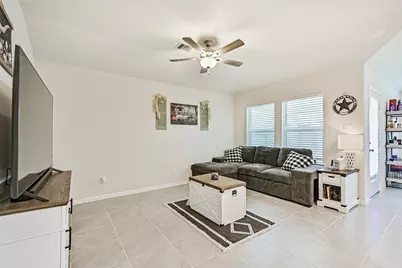 10409 Deussen Lane, Texas City, TX 77591 - Photo 11