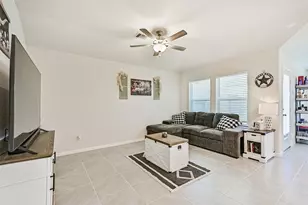 10409 Deussen Ln, Texas City, TX 77591 - Photo 11