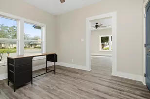 415 W Bluff St, Woodville, TX 75979 - Photo 13