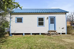 415 W Bluff St, Woodville, TX 75979 - Photo 17