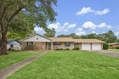 208 Briarwood Drive, Bellville, TX 77418 - Photo 1