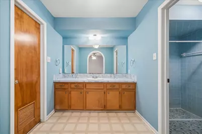 208 Briarwood Drive, Bellville, TX 77418 - Photo 11