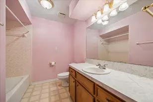 208 Briarwood Dr, Bellville, TX 77418 - Photo 15