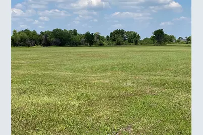 6115 S Highway 35, Alvin, TX 77511 - Photo 1