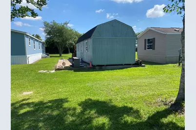 6115 S Highway 35, Alvin, TX 77511 - Photo 7