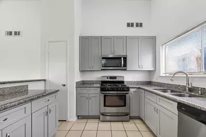 1122 Woodbridge Avenue, Pearland, TX 77584 - Photo 17