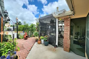 104 Portulaca St, Lake Jackson, TX 77566 - Photo 47