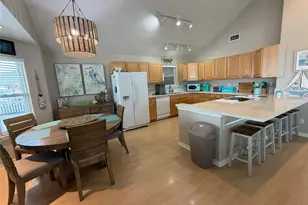 22020 Frio Dr, Galveston, TX 77554 - Photo 7