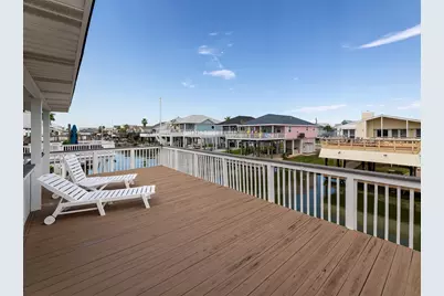 22020 Frio Drive, Galveston, TX 77554 - Photo 9