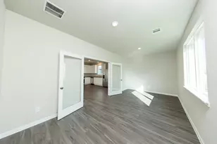 2504 Hawks Eye Dr, Conroe, TX 77340 - Photo 7