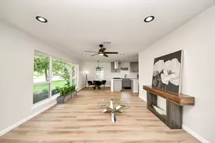 2407 Crestdale Dr, Houston, TX 77080 - Photo 5