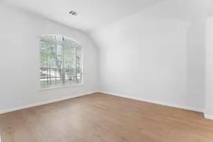 54 Legend Mill Ct, The Woodlands, TX 77382 - Photo 5