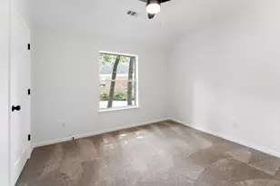 54 Legend Mill Ct, The Woodlands, TX 77382 - Photo 33