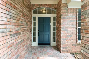 54 Legend Mill Ct, The Woodlands, TX 77382 - Photo 3
