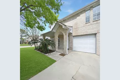 2914 Silent Drive, Sugar Land, TX 77498 - Photo 3