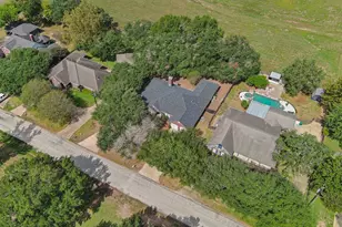 2505 Mustang Rd, Brenham, TX 77833 - Photo 39