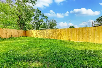 9843 Balsam Lane, Houston, TX 77078 - Photo 21