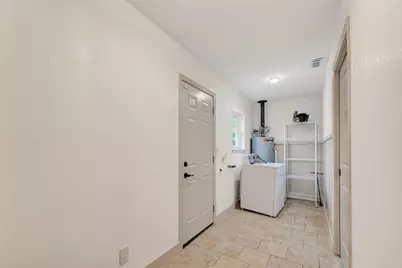 321 S Brownell Street, La Porte, TX 77571 - Photo 23