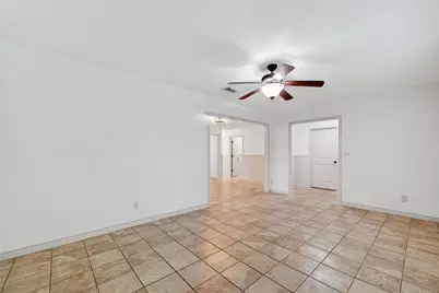 321 S Brownell Street, La Porte, TX 77571 - Photo 17