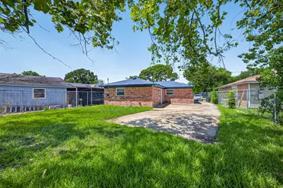 321 S Brownell Street, La Porte, TX 77571 - Photo 37