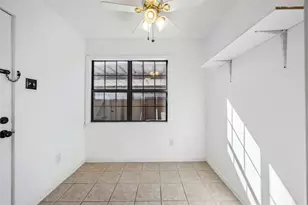 17814 Kings Park Ln, Houston, TX 77058 - Photo 7