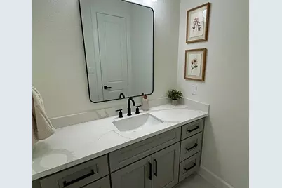 5125 Van Fleet #A, Houston, TX 77033 - Photo 7