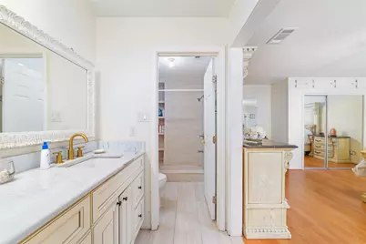 7711 Miller Glen Lane, Houston, TX 77072 - Photo 11