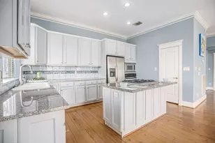 8407 Teichman Rd, Galveston, TX 77554 - Photo 5