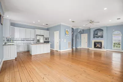 8407 Teichman Road, Galveston, TX 77554 - Photo 3