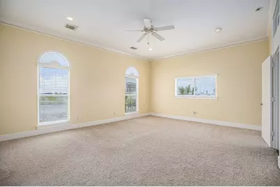 8407 Teichman Road, Galveston, TX 77554 - Photo 9