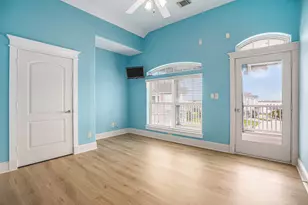 8407 Teichman Rd, Galveston, TX 77554 - Photo 15