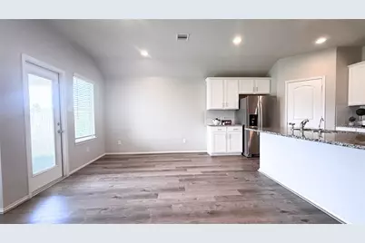 13973 Leigh Lake Ln, Conroe, TX 77384 - Photo 11